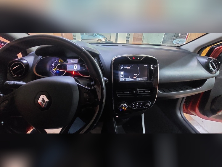 Renault Clio 0.9 TCE 90CV foto 11